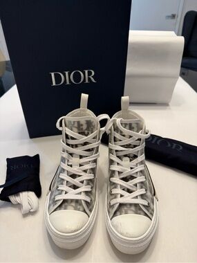 Dior Unisex White and Gray High-Top Athletic Sneakers Size 38